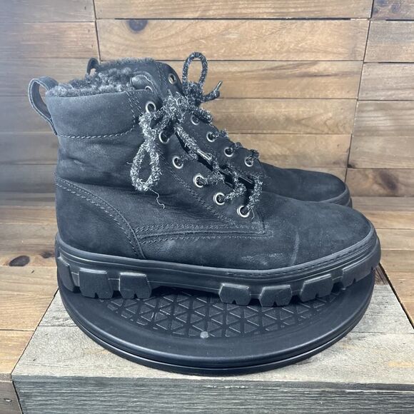 Paul Green Womens Sz 9 Joaquin Genuine Shearling MOTO Black Lace Up Ankle Boots - Picture 1 of 10